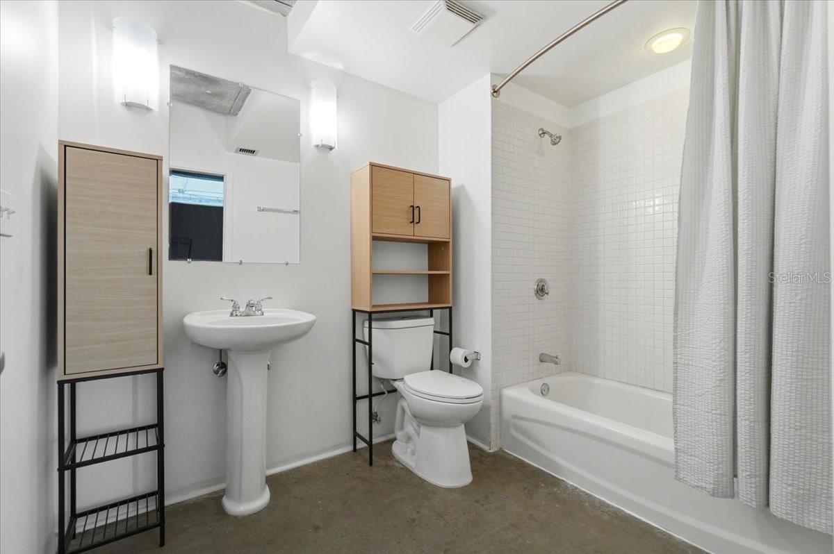 10 N SUMMERLIN AVE #7, ORLANDO, FL, 32801