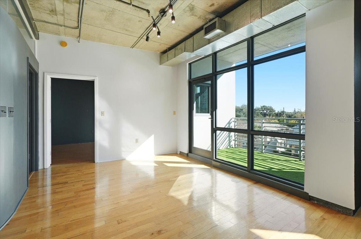 10 N SUMMERLIN AVE #7, ORLANDO, FL, 32801