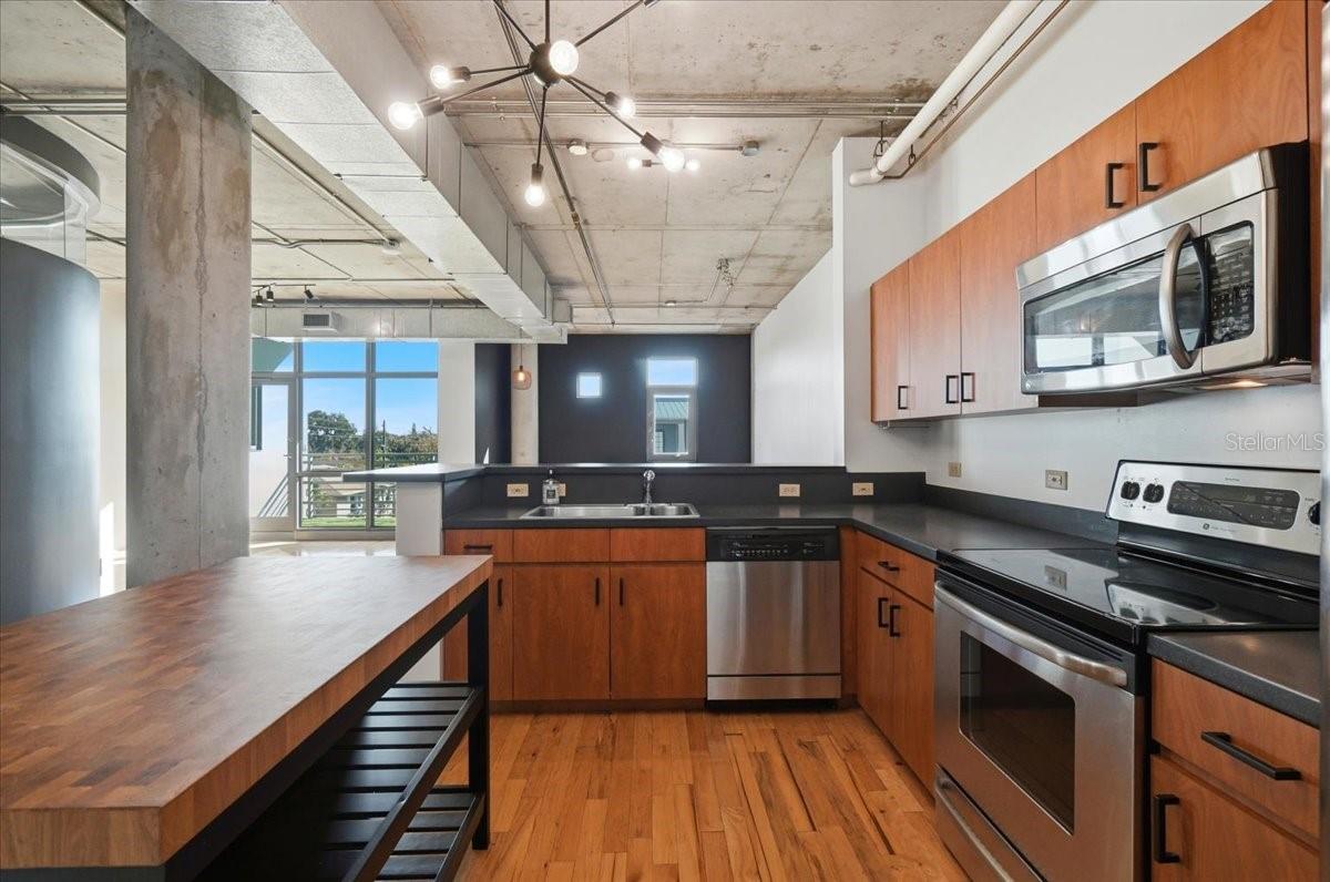 10 N SUMMERLIN AVE #7, ORLANDO, FL, 32801