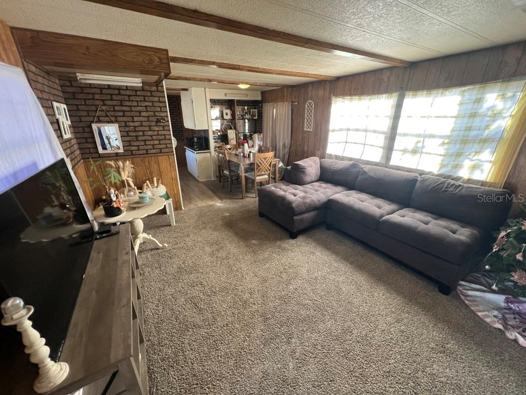 556 COUNTY ROAD 219, MELROSE, FL, 32666