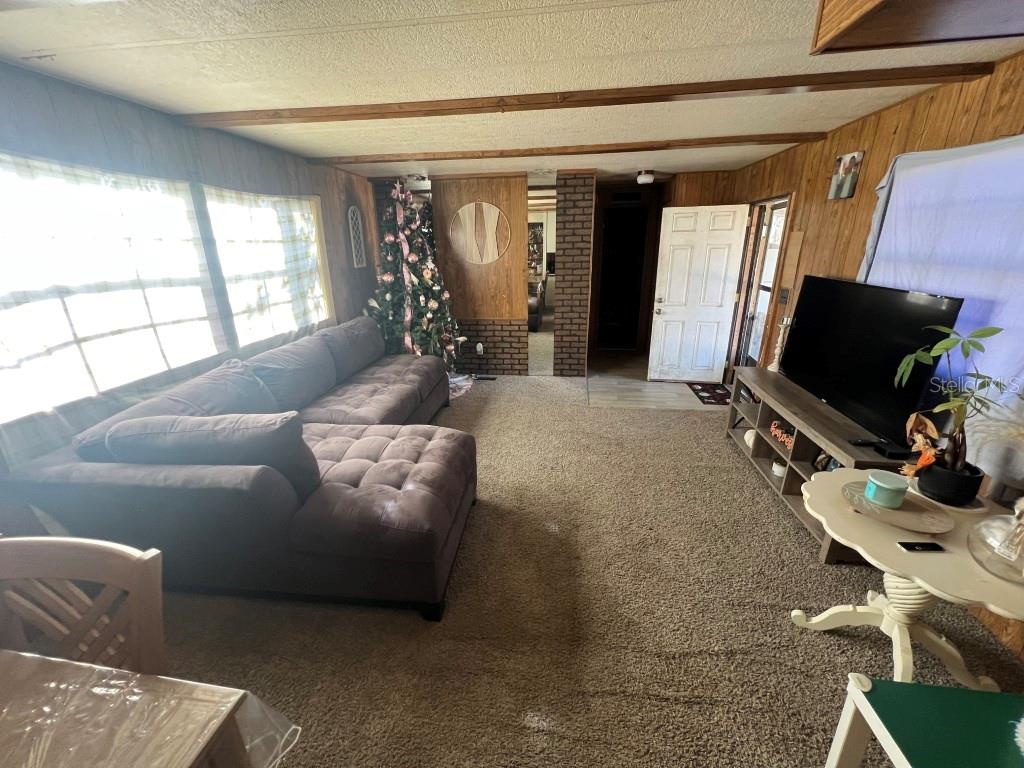 556 COUNTY ROAD 219, MELROSE, FL, 32666