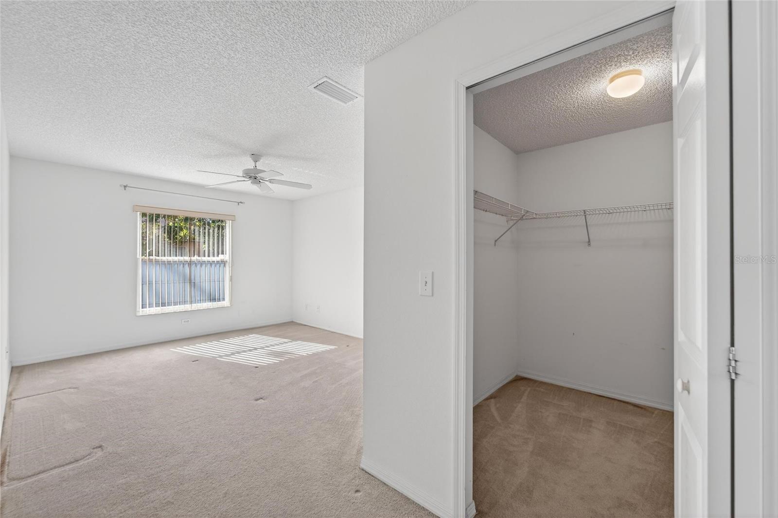 512 ATWOOD AVE N, ST PETERSBURG, FL, 33702