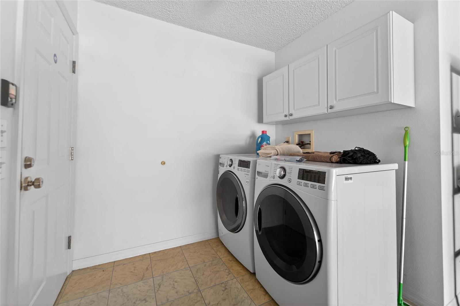 512 ATWOOD AVE N, ST PETERSBURG, FL, 33702