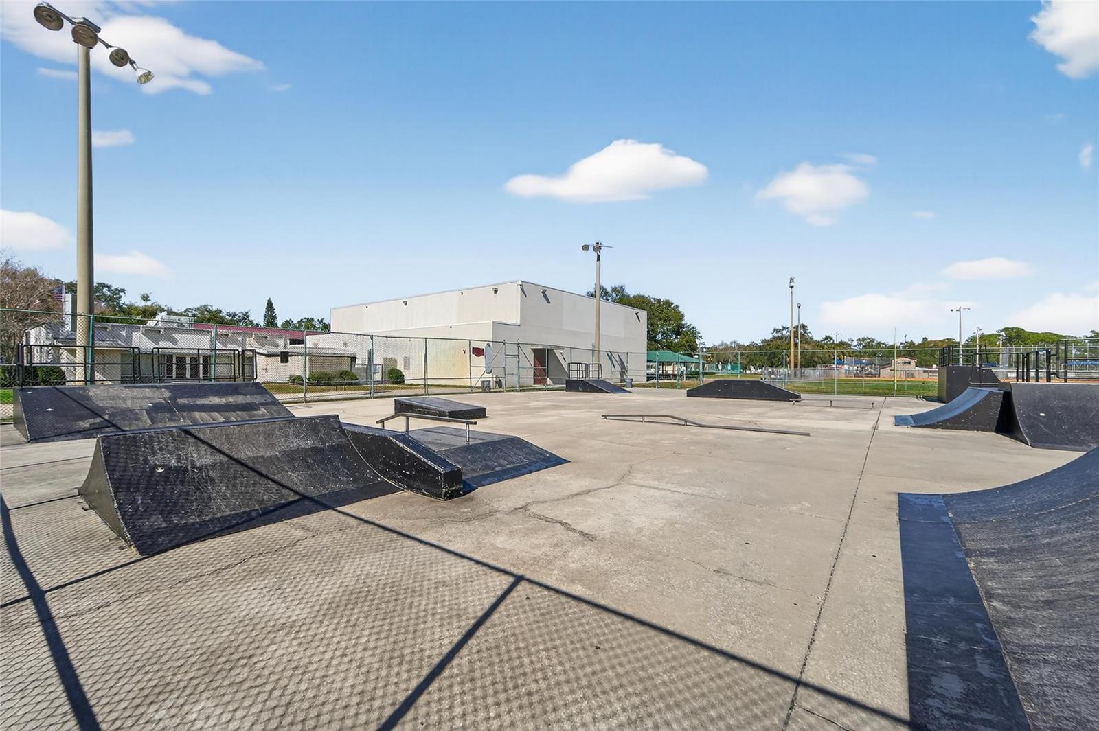 512 ATWOOD AVE N, ST PETERSBURG, FL, 33702