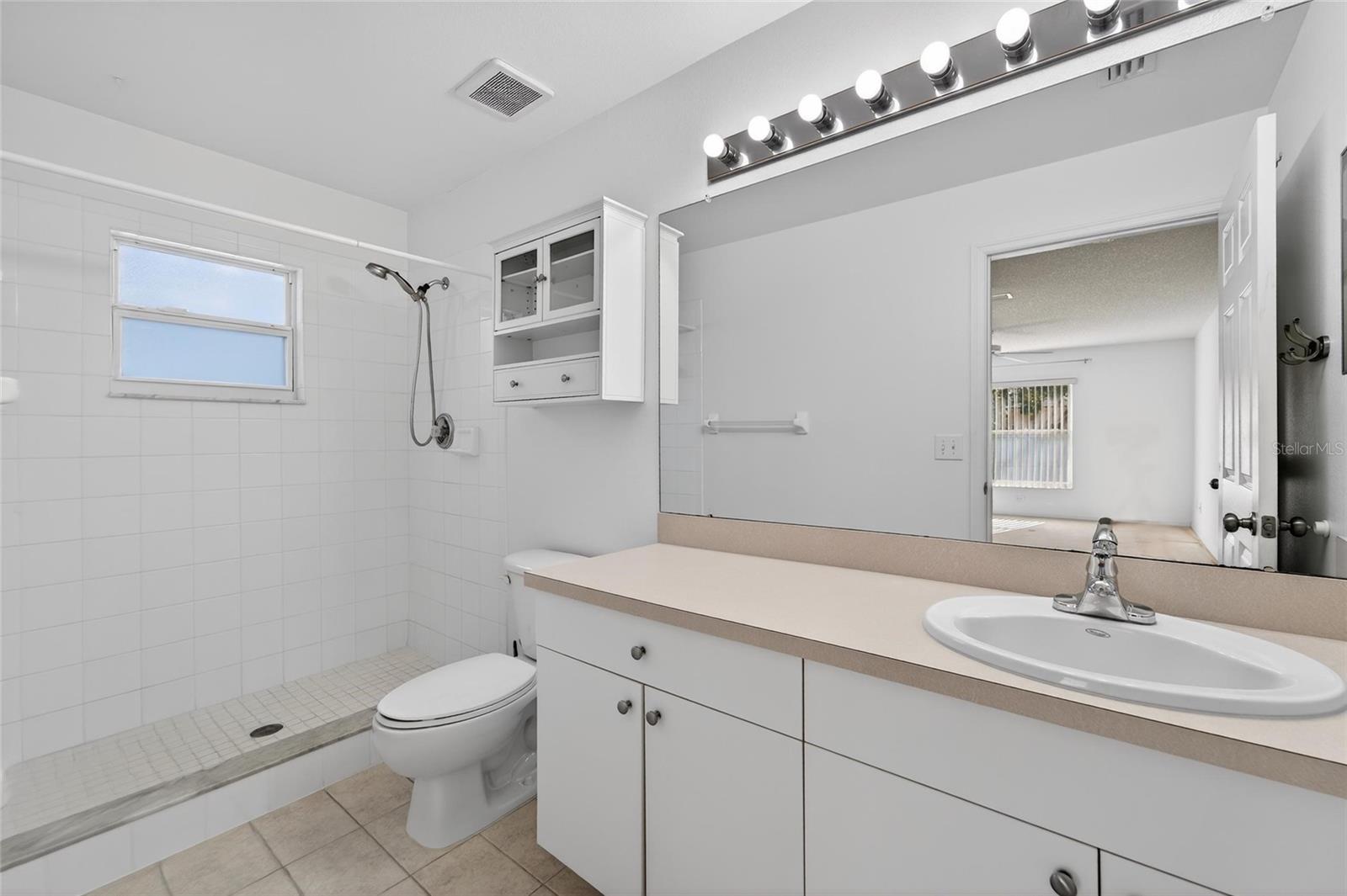 512 ATWOOD AVE N, ST PETERSBURG, FL, 33702