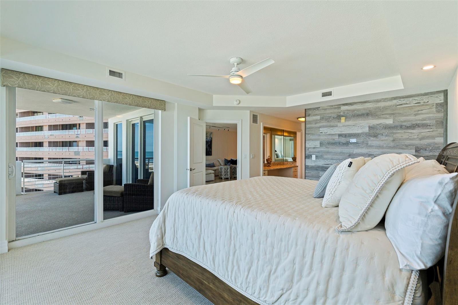 1350 GULF #704, CLEARWATER BEACH, FL, 33767