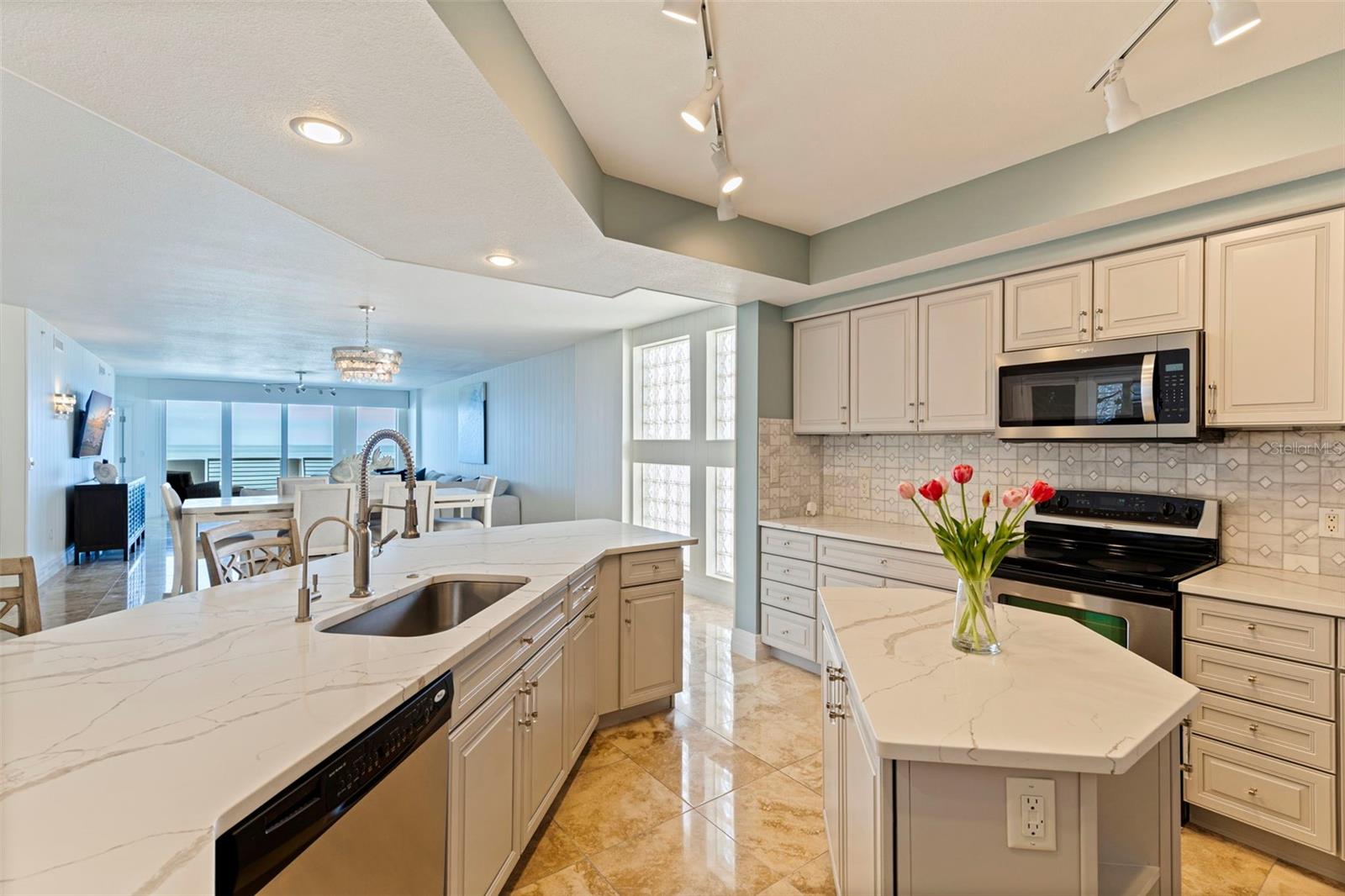 1350 GULF #704, CLEARWATER BEACH, FL, 33767