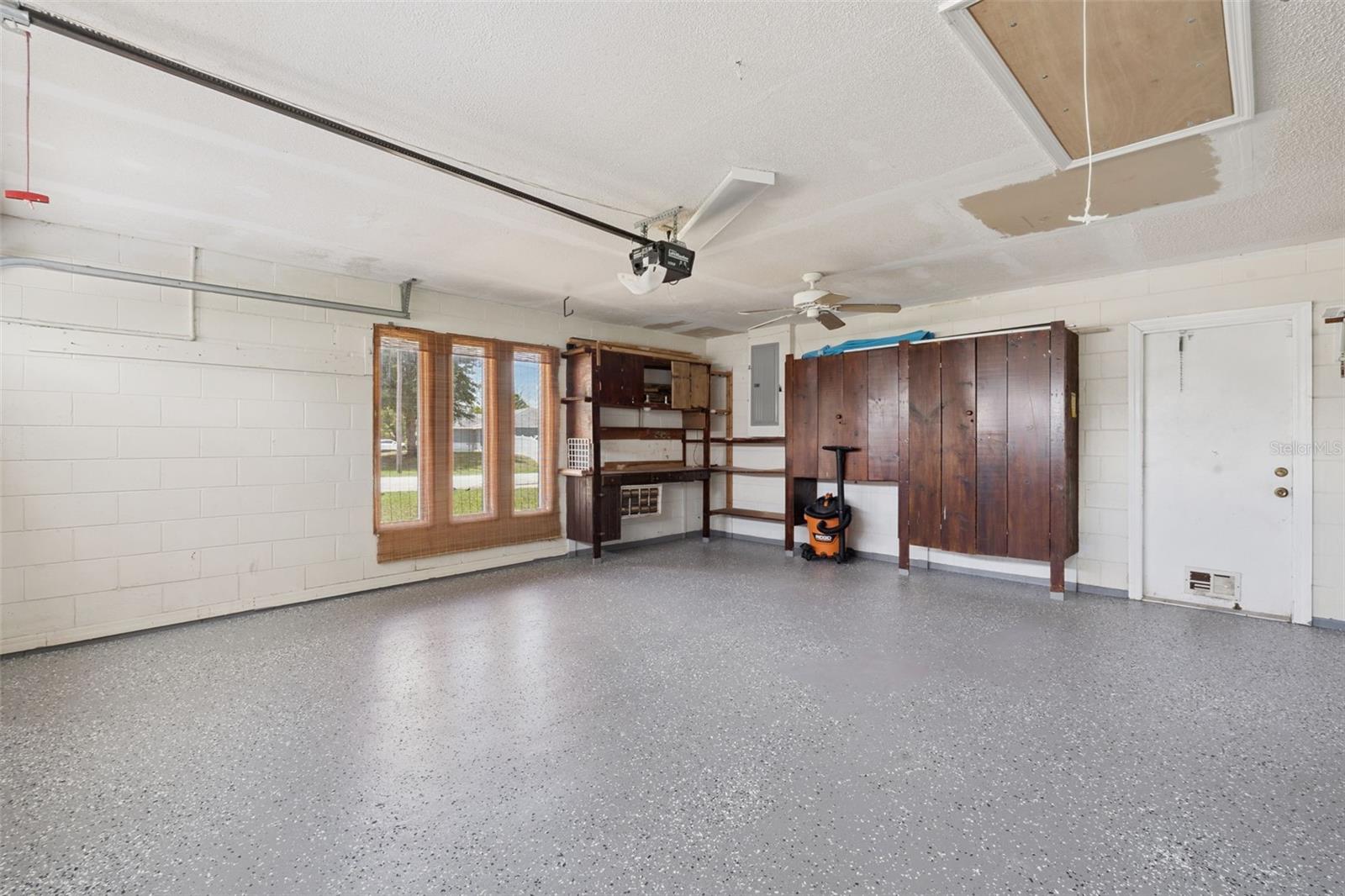 942 WINDBROOK DR, DELTONA, FL, 32725