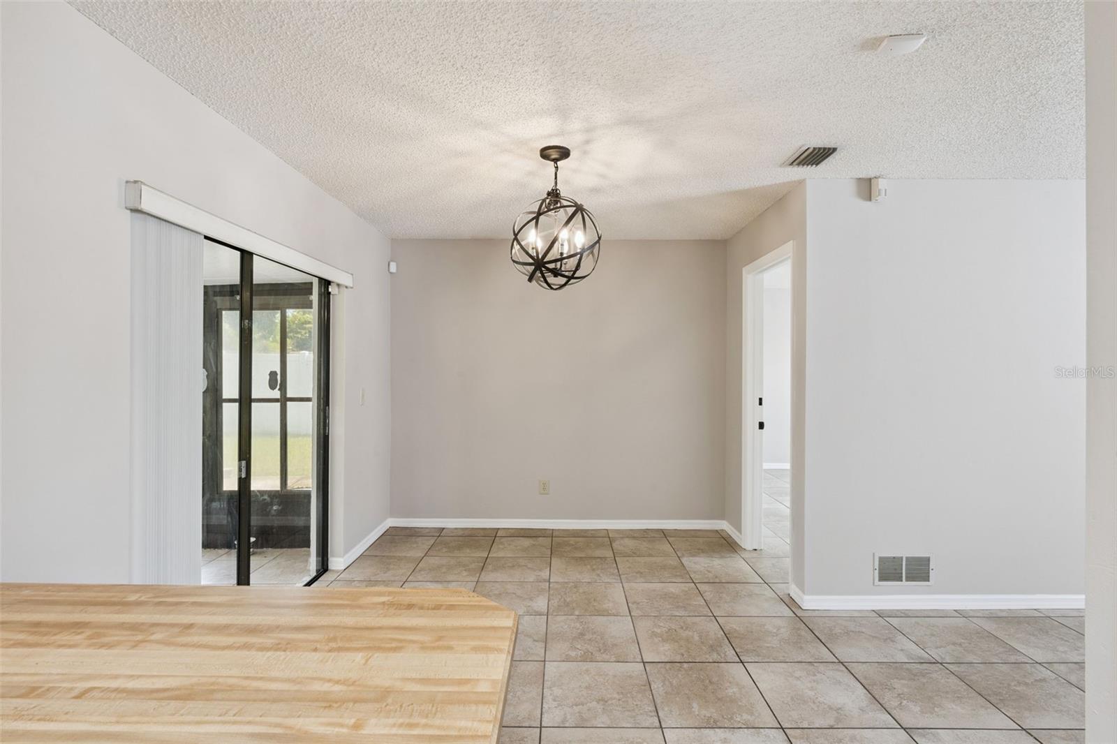 942 WINDBROOK DR, DELTONA, FL, 32725