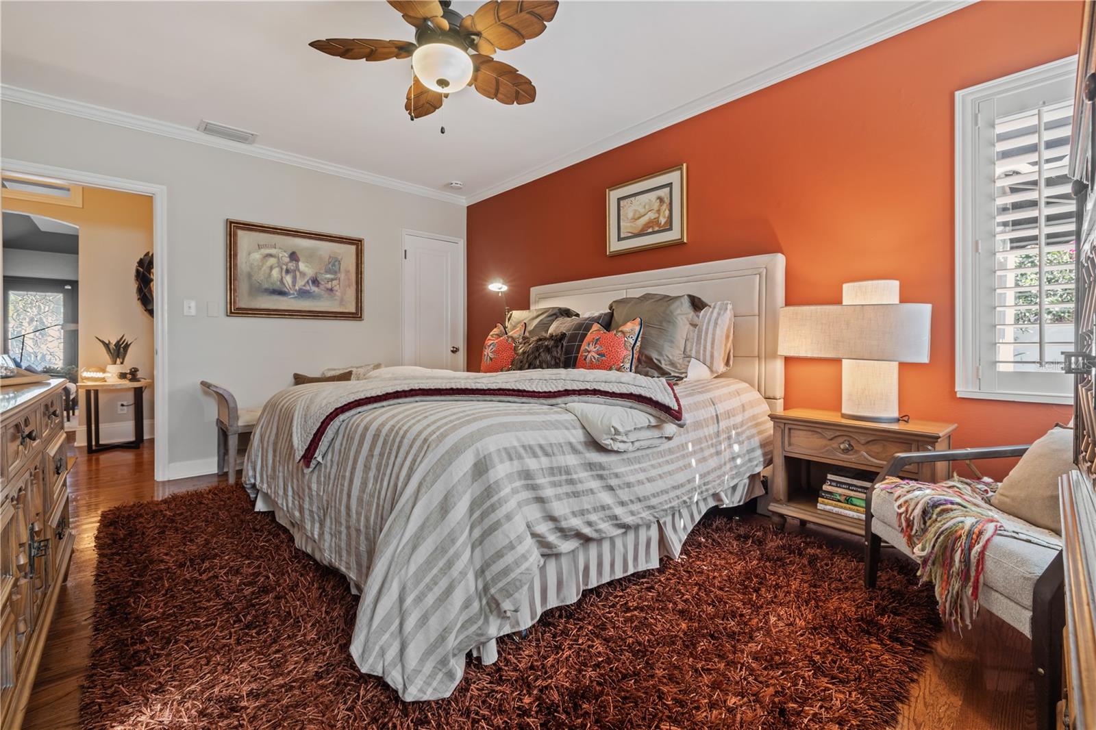 720 BRIGHTWATERS BLVD NE, ST PETERSBURG, FL, 33704