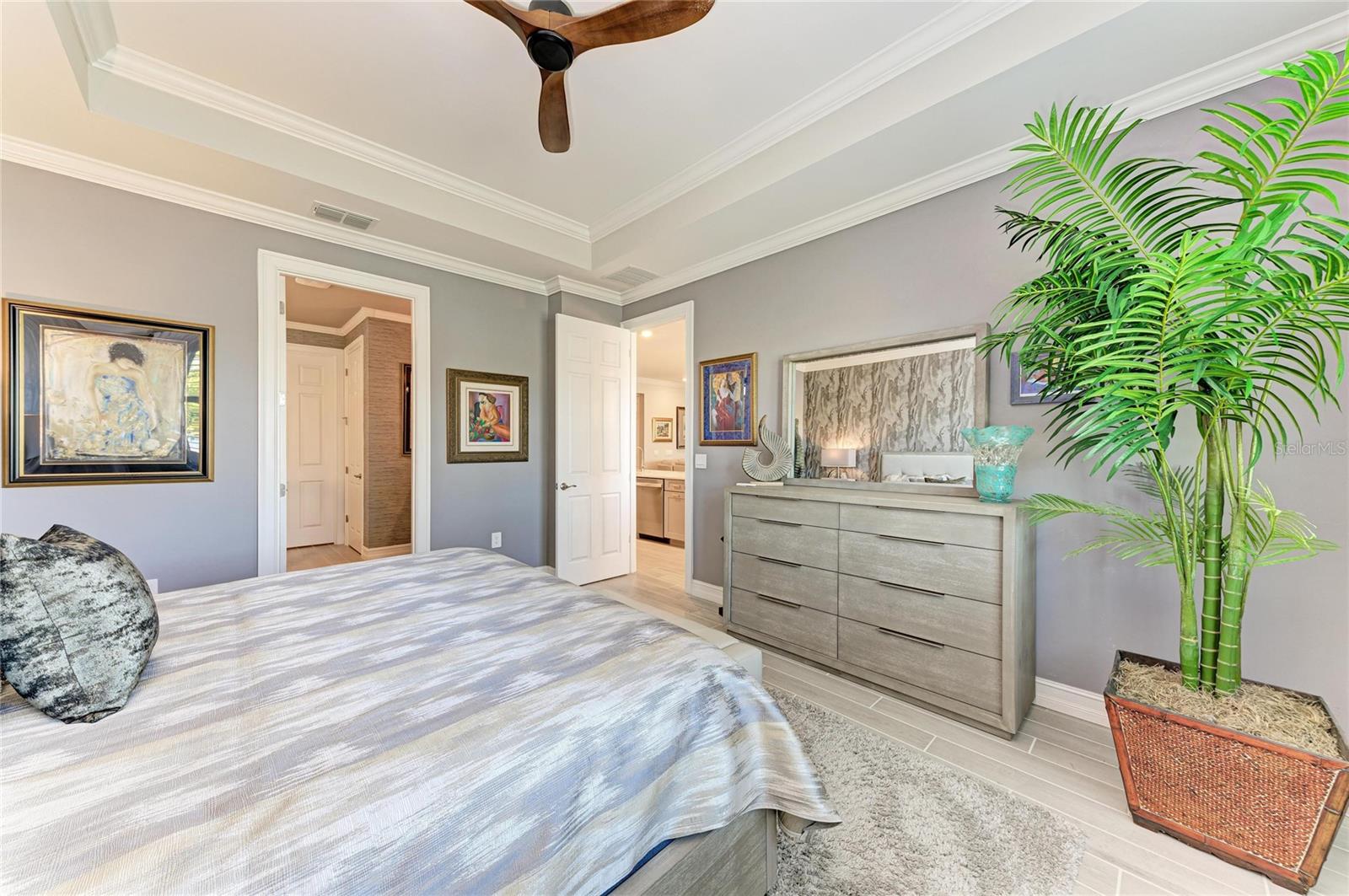 332 VILLORESI BLVD, NOKOMIS, FL, 34275