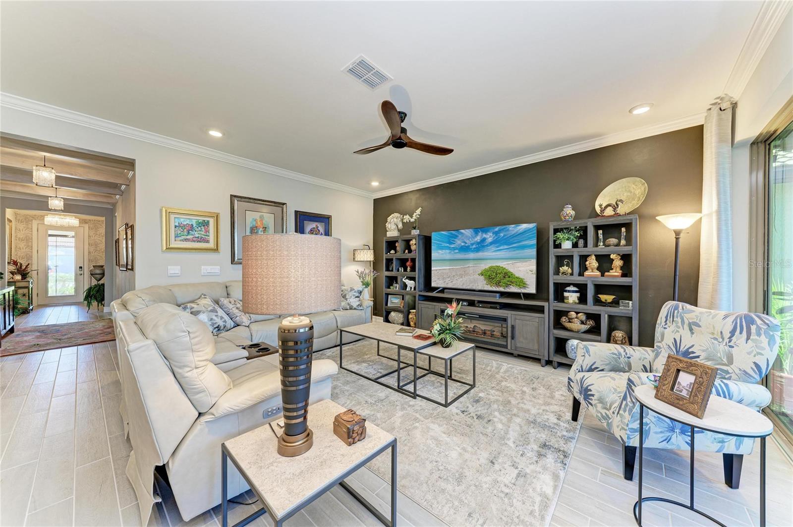 332 VILLORESI BLVD, NOKOMIS, FL, 34275