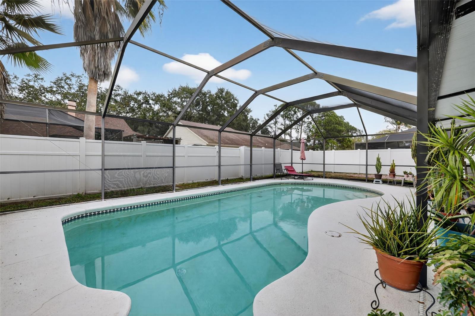 9410 PEBBLE GLEN AVE, TAMPA, FL, 33647