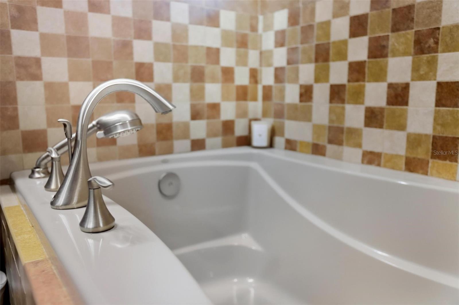 218 S HIGH ST, DELAND, FL, 32720