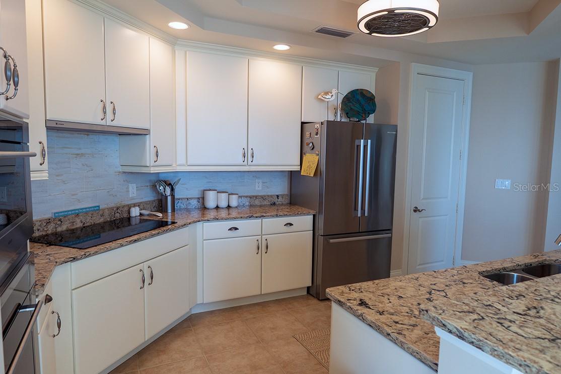 140 RIVIERA DUNES WAY #503, PALMETTO, FL, 34221