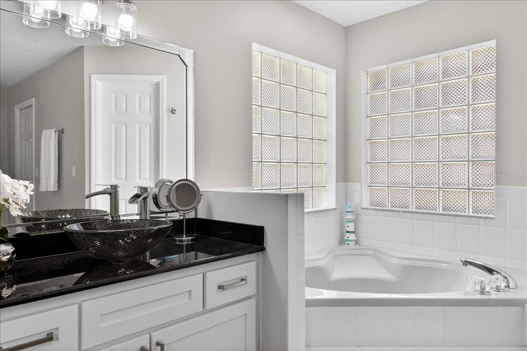 46 WHIPPOORWILL DR, PALM COAST, FL, 32164