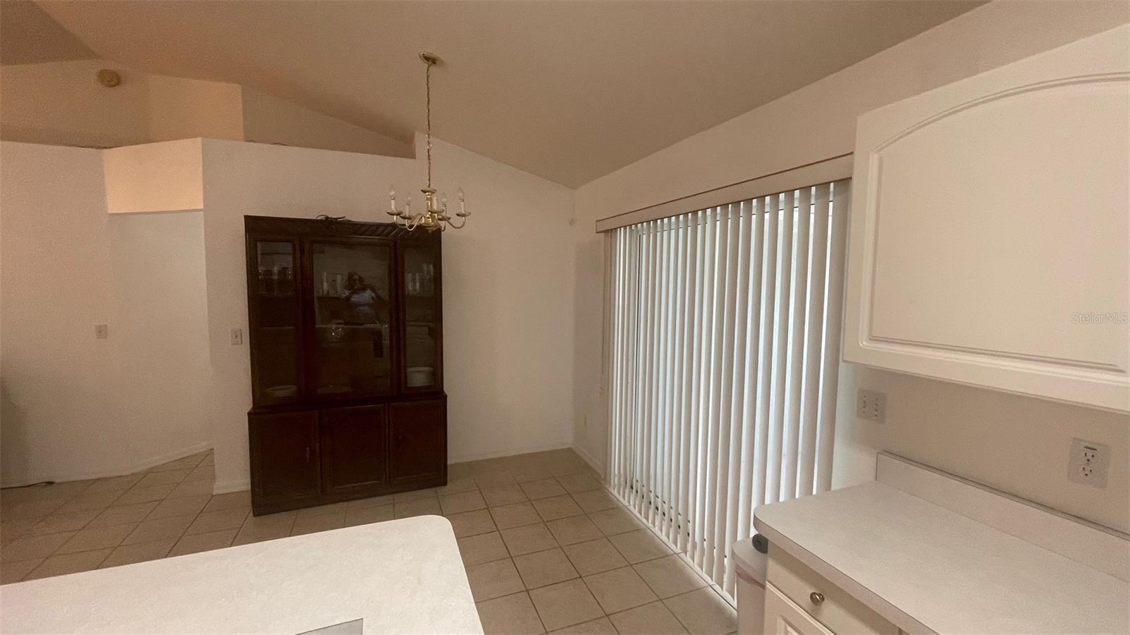 32 ALMOND DR, OCALA, FL, 34472