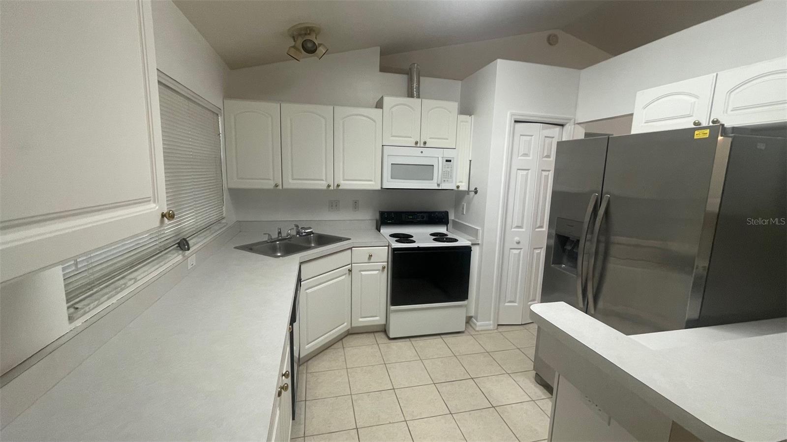 32 ALMOND DR, OCALA, FL, 34472