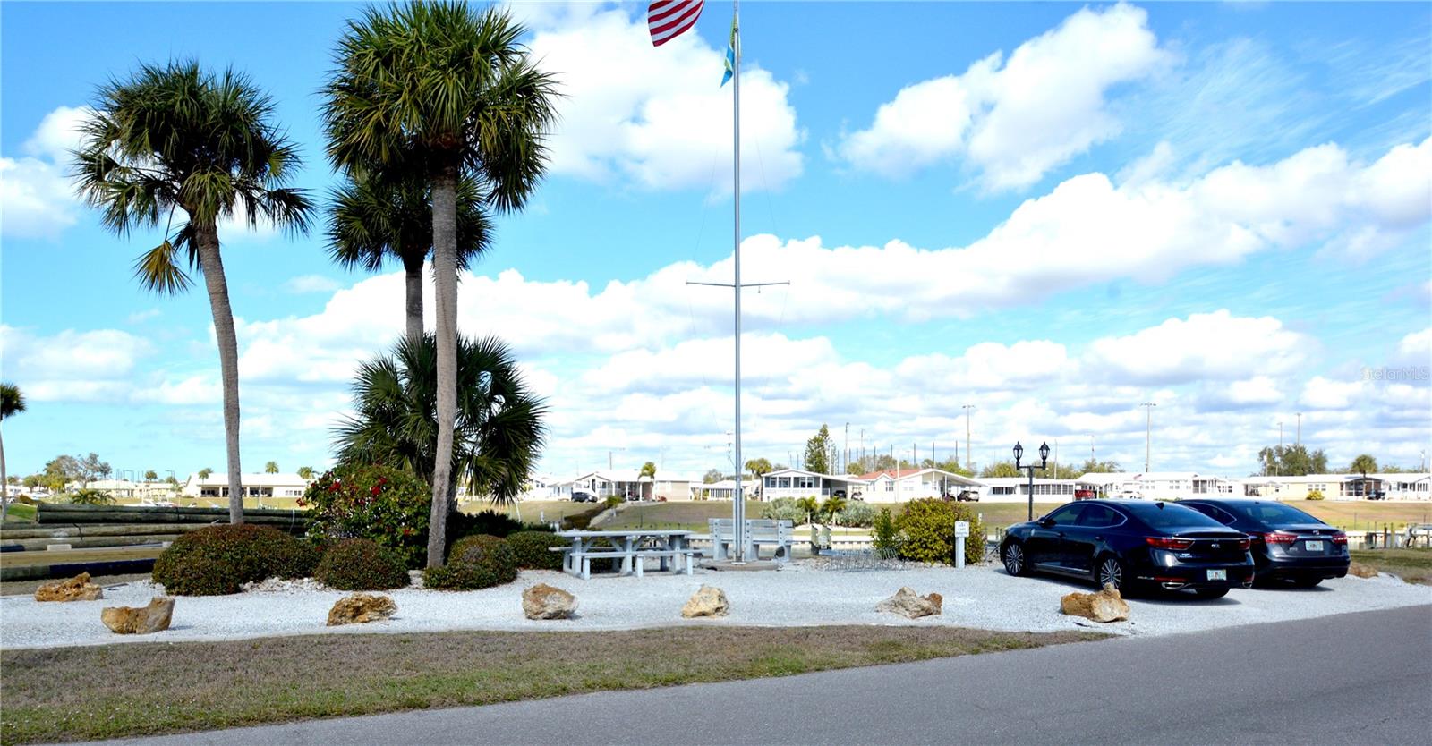 809 S WATERWAY, VENICE, FL, 34285