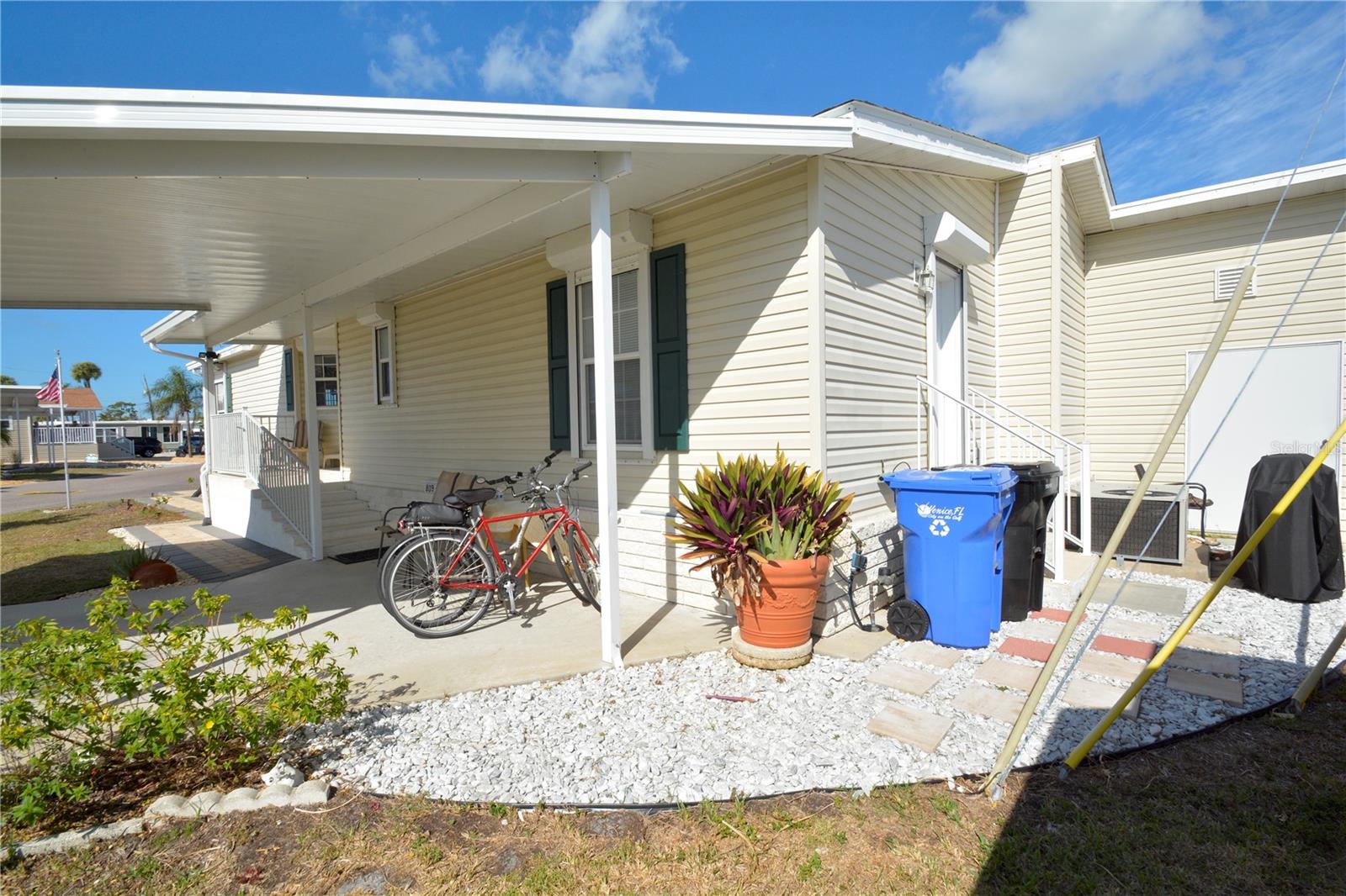 809 S WATERWAY, VENICE, FL, 34285