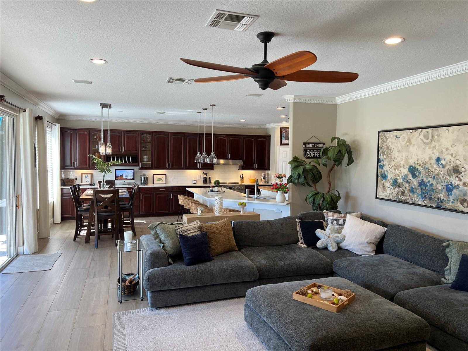 9754 PINEOLA DR, ORLANDO, FL, 32836