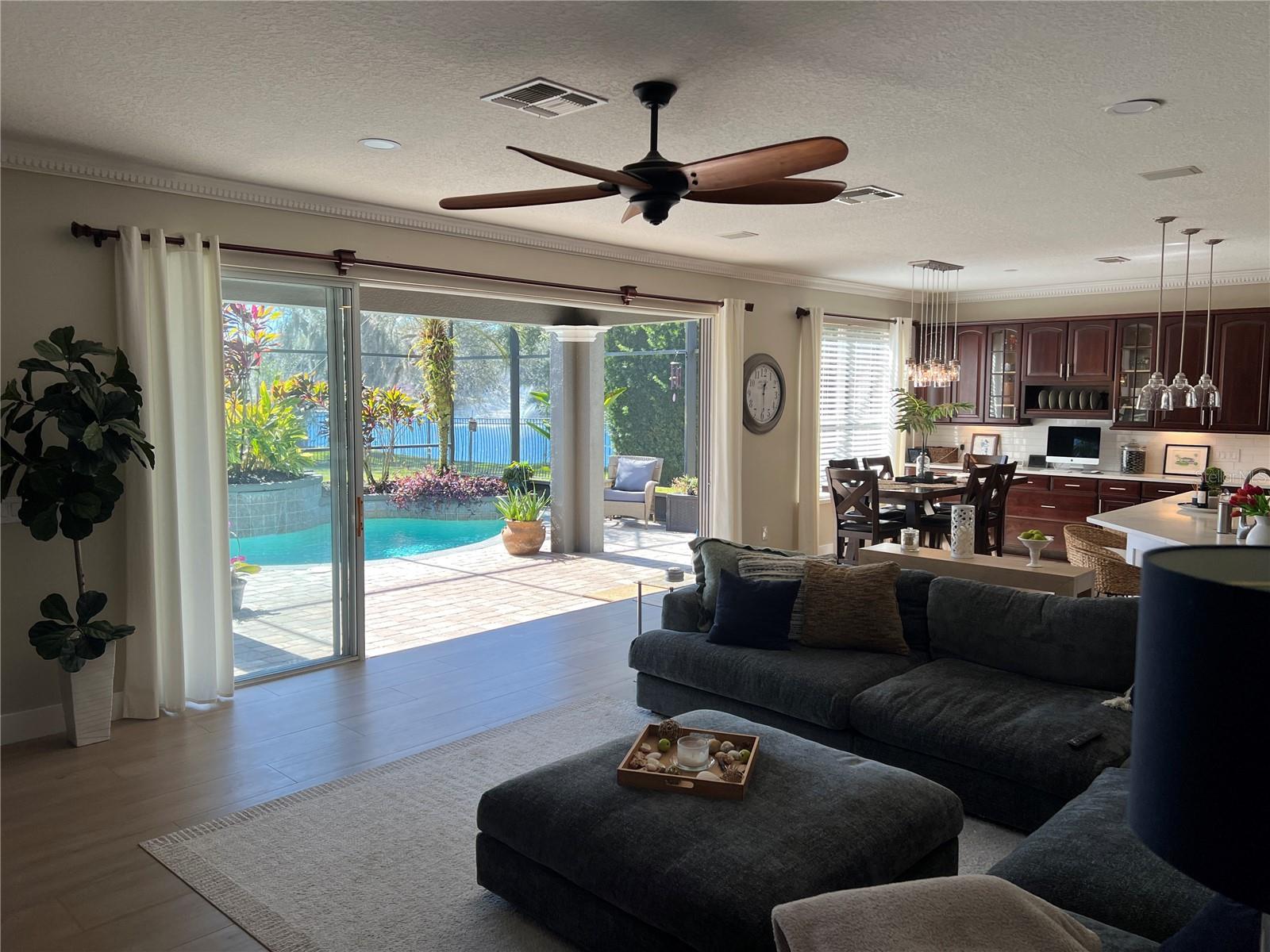 9754 PINEOLA DR, ORLANDO, FL, 32836