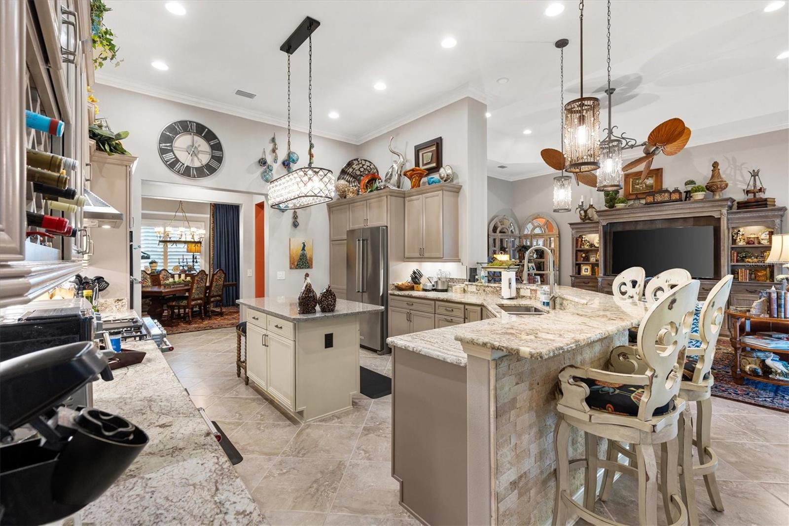 885 IRON OAK WAY, THE VILLAGES, FL, 32163