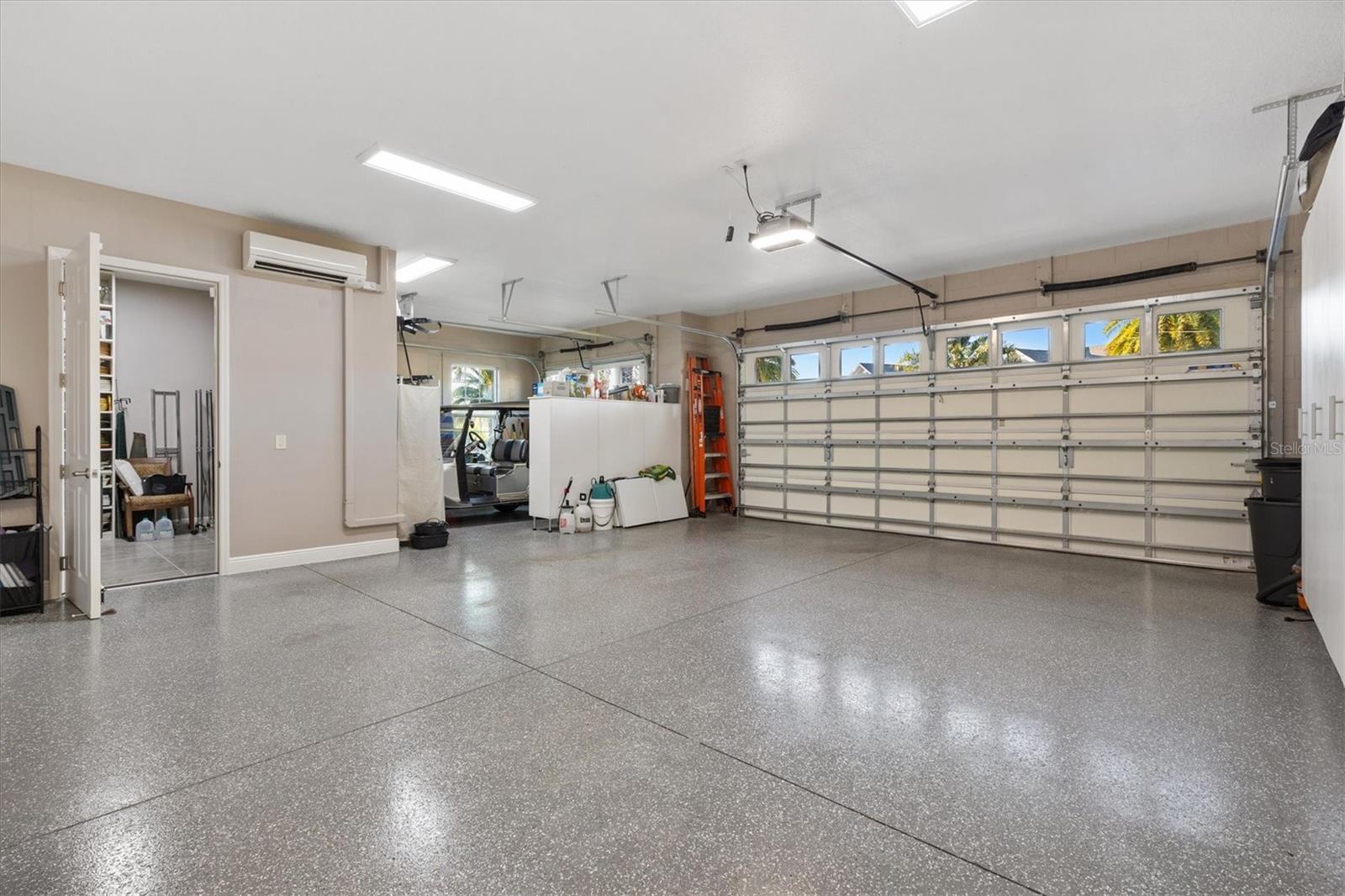 885 IRON OAK WAY, THE VILLAGES, FL, 32163