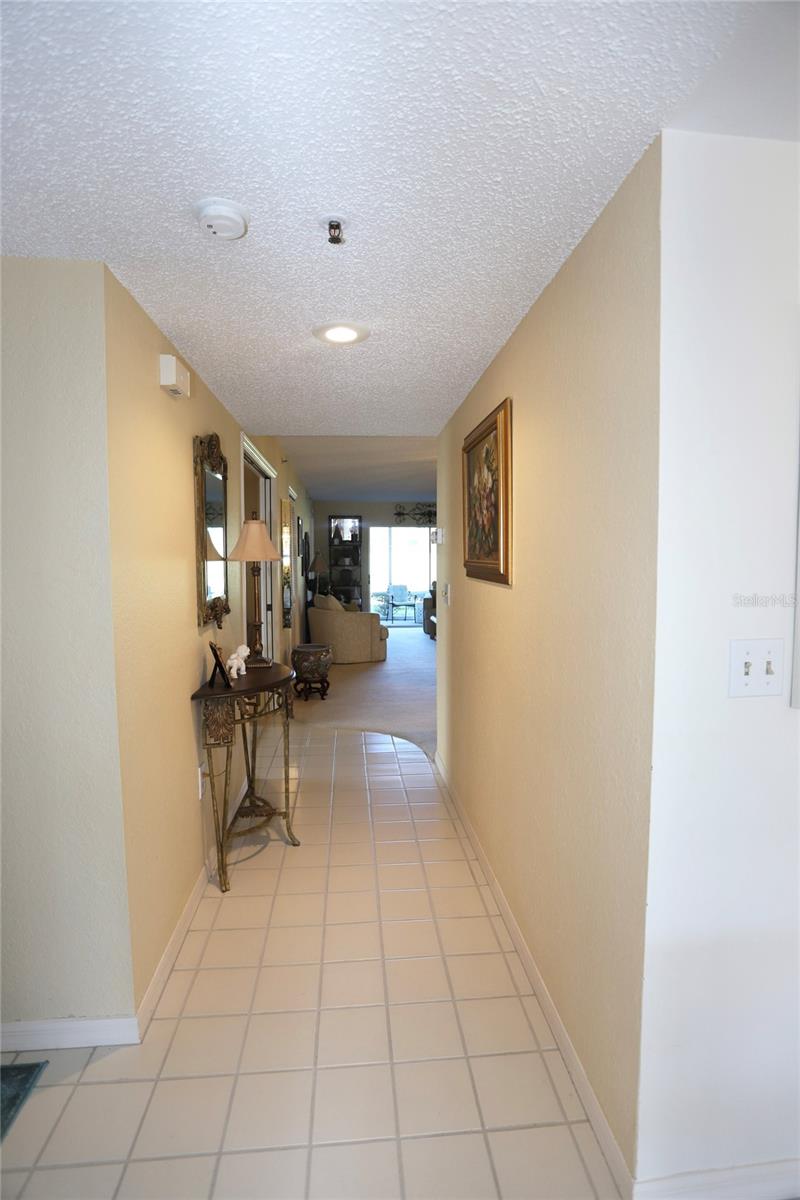 6707 STONE RIVER RD #101, BRADENTON, FL, 34203