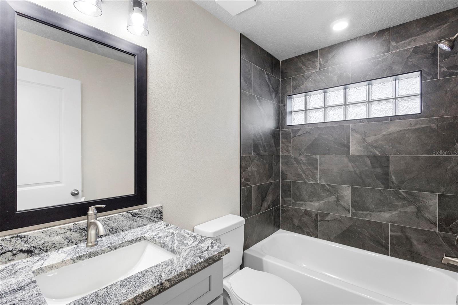 415 IVY AVE, DELAND, FL, 32724