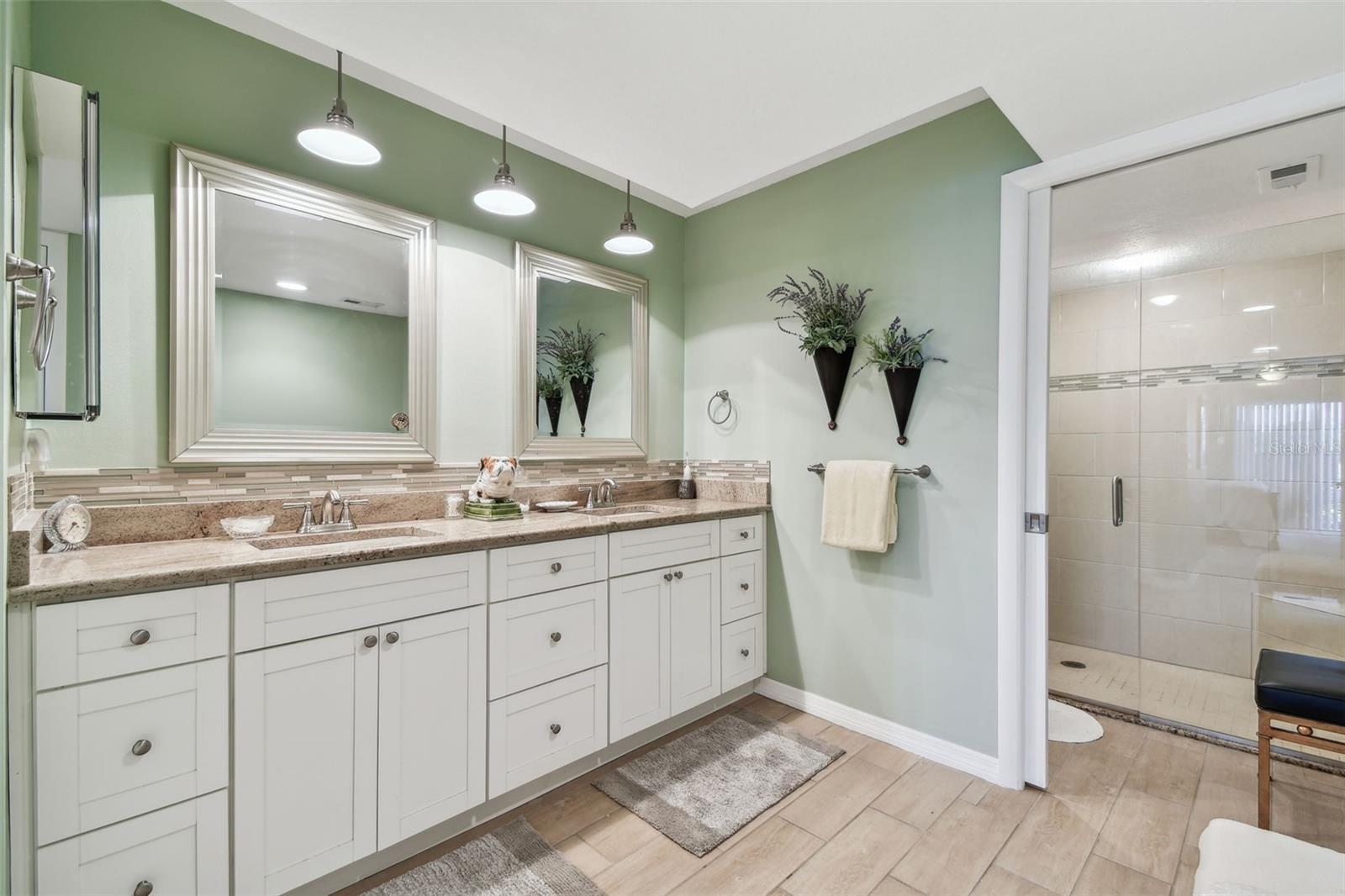 301 MARINER DR #301, TARPON SPRINGS, FL, 34689