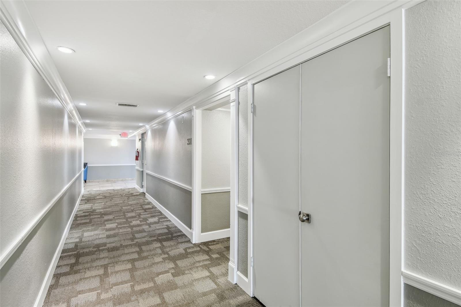 301 MARINER DR #301, TARPON SPRINGS, FL, 34689