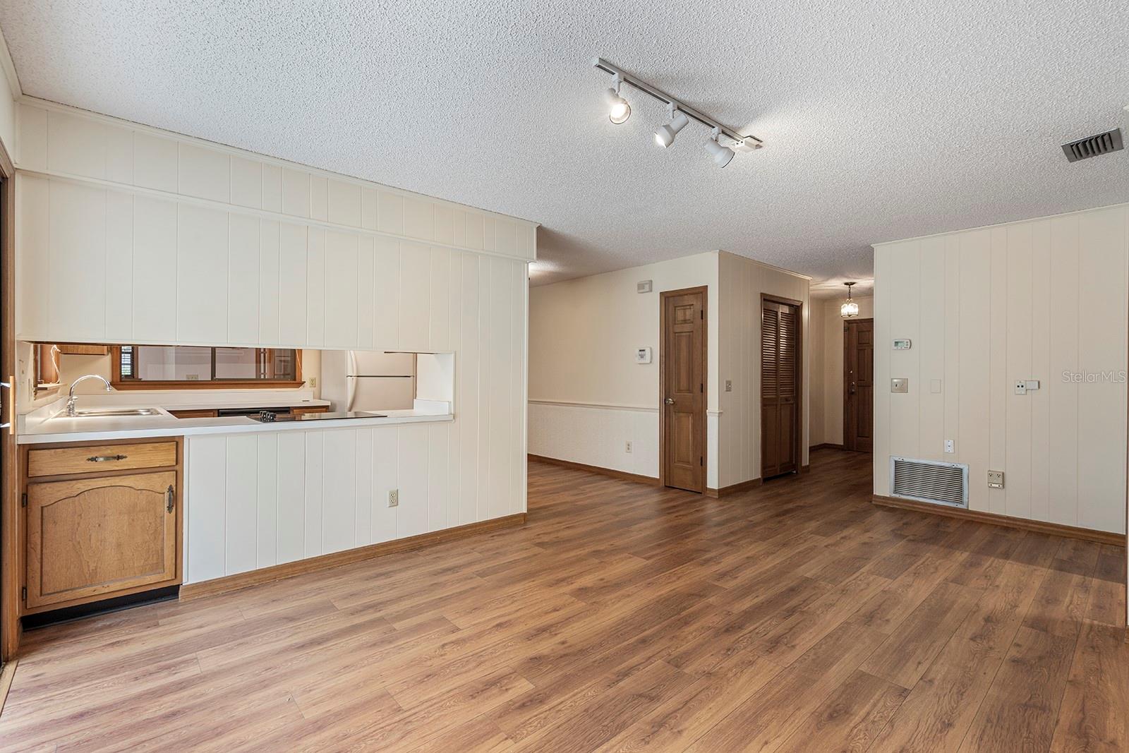 1637 RED MANGROVE DR, DELAND, FL, 32724