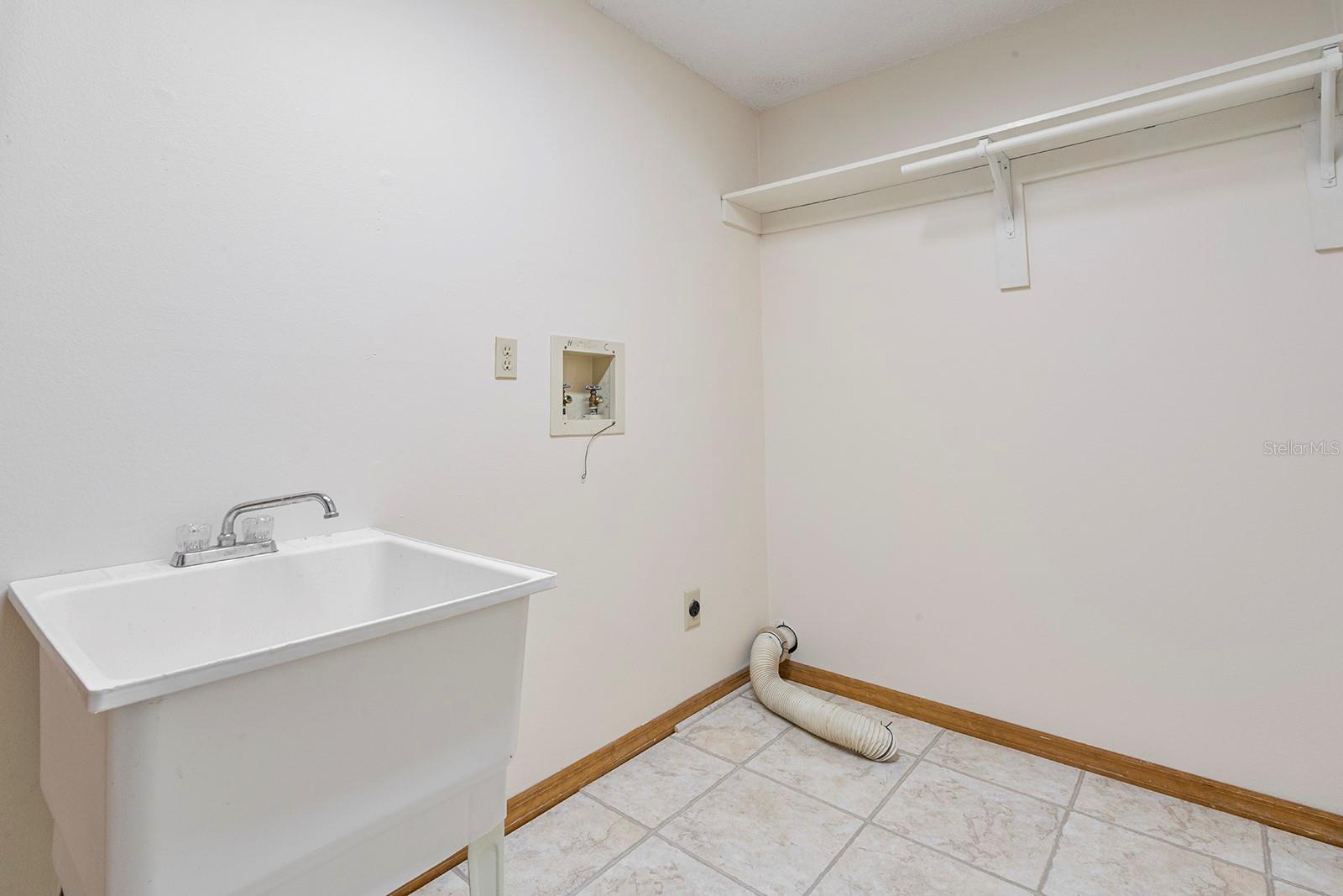 1637 RED MANGROVE DR, DELAND, FL, 32724