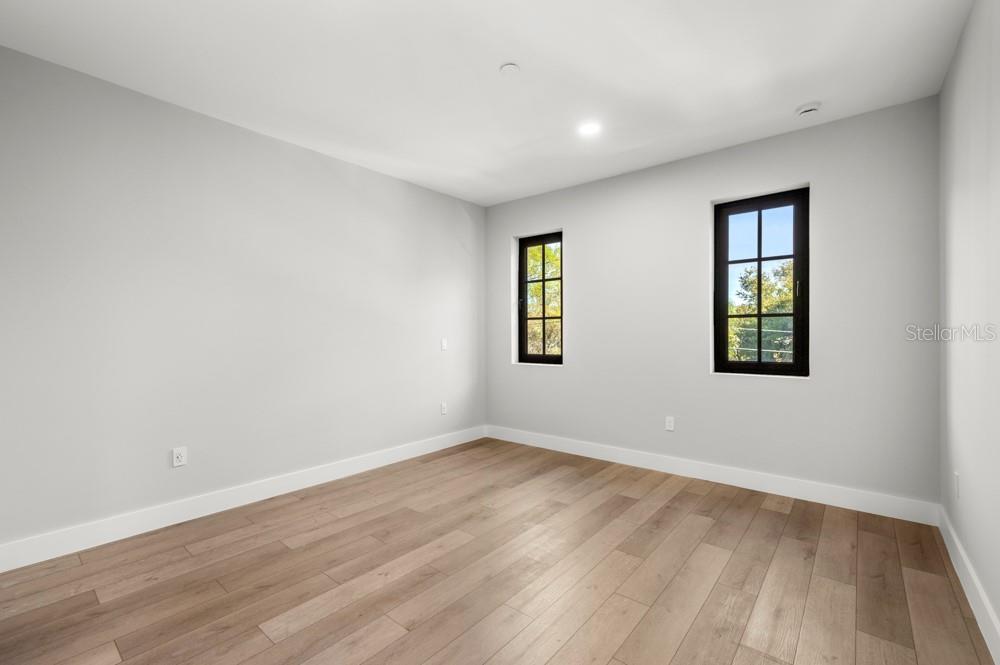 1812 E KALEY AVE, ORLANDO, FL, 32806