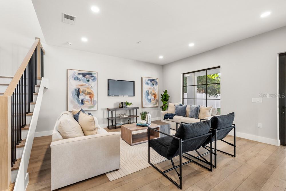 1812 E KALEY AVE, ORLANDO, FL, 32806