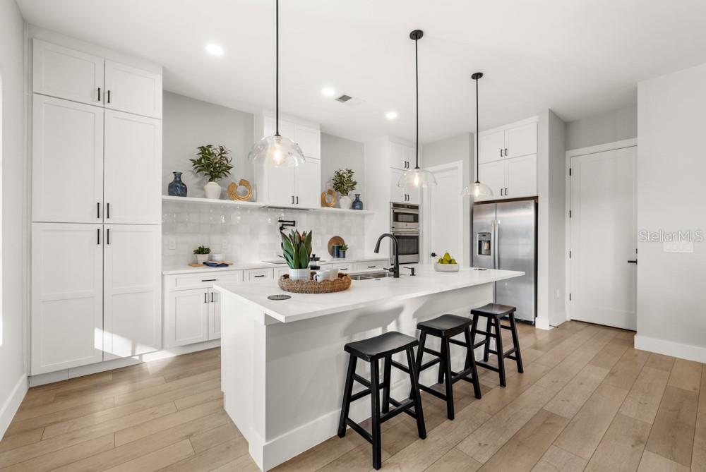 1812 E KALEY AVE, ORLANDO, FL, 32806