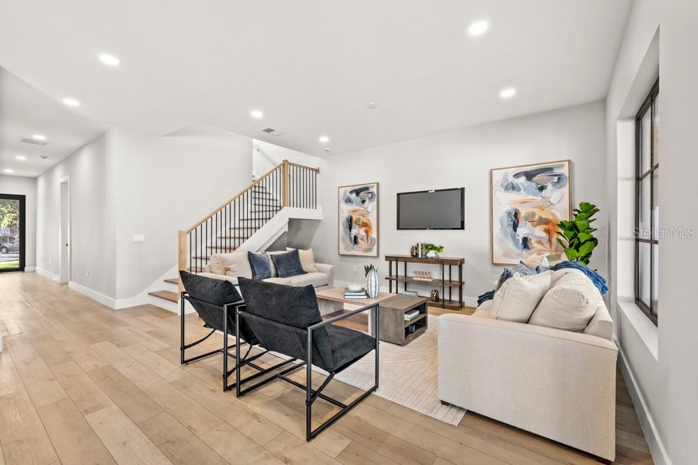 1812 E KALEY AVE, ORLANDO, FL, 32806