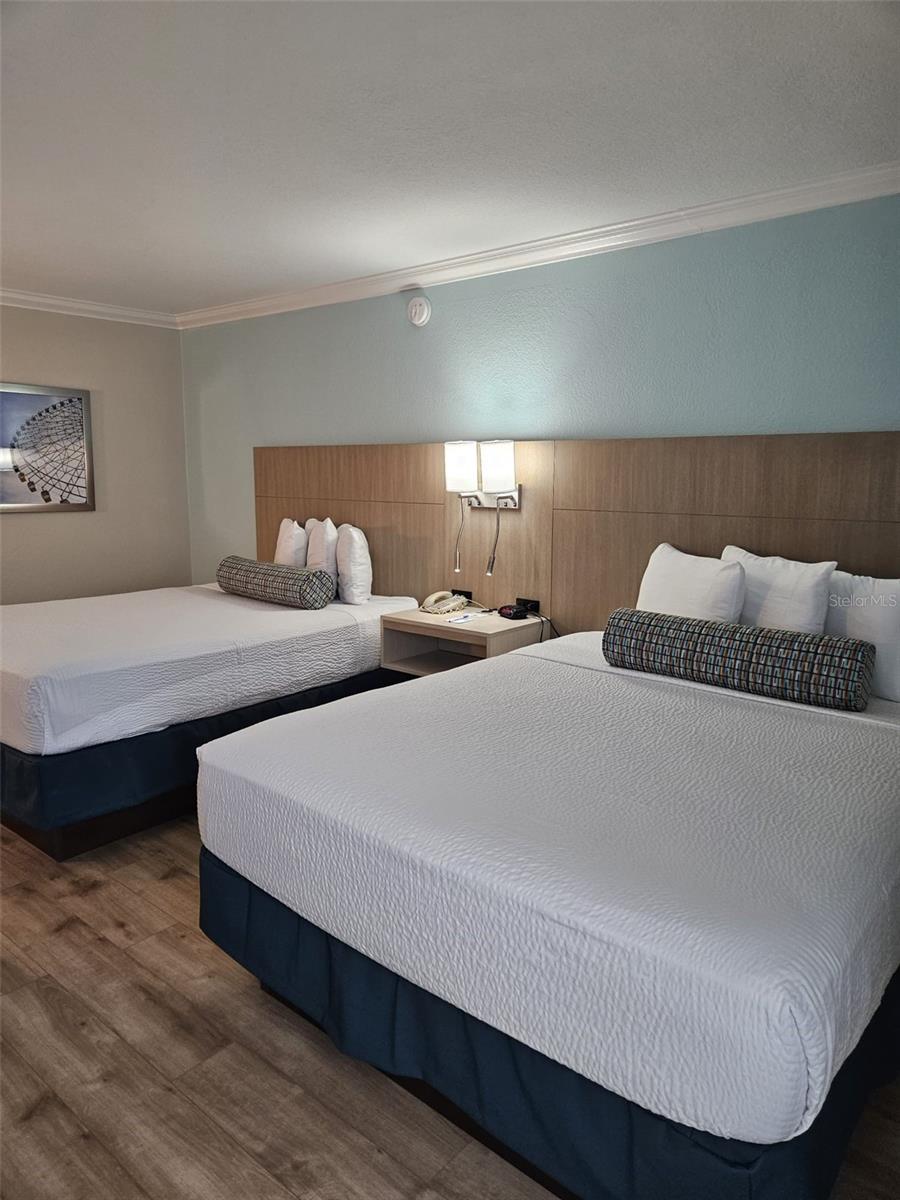 O6377629 Property Photo