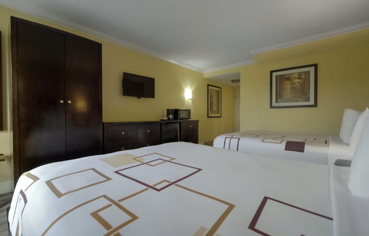 O6377629 Property Photo