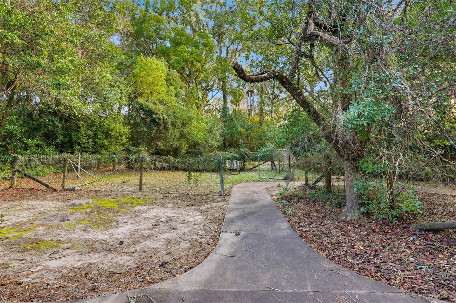 1423 NW 11TH RD, GAINESVILLE, FL, 32605