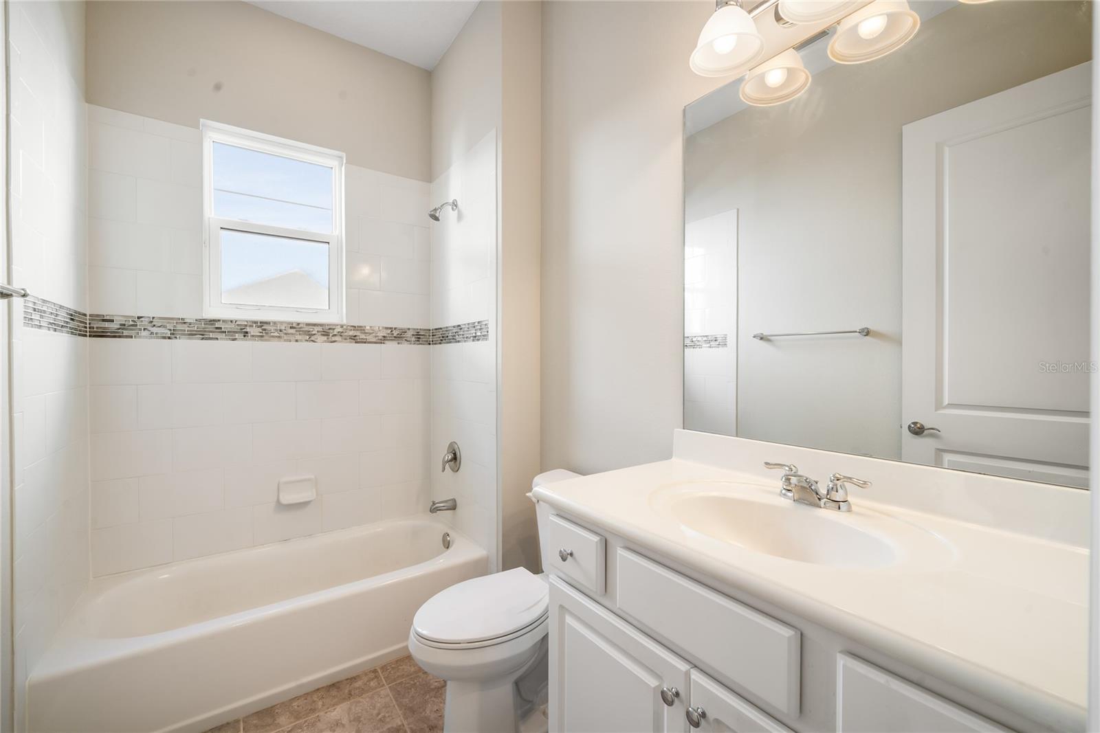 414 TISBURY CT, DELAND, FL, 32724