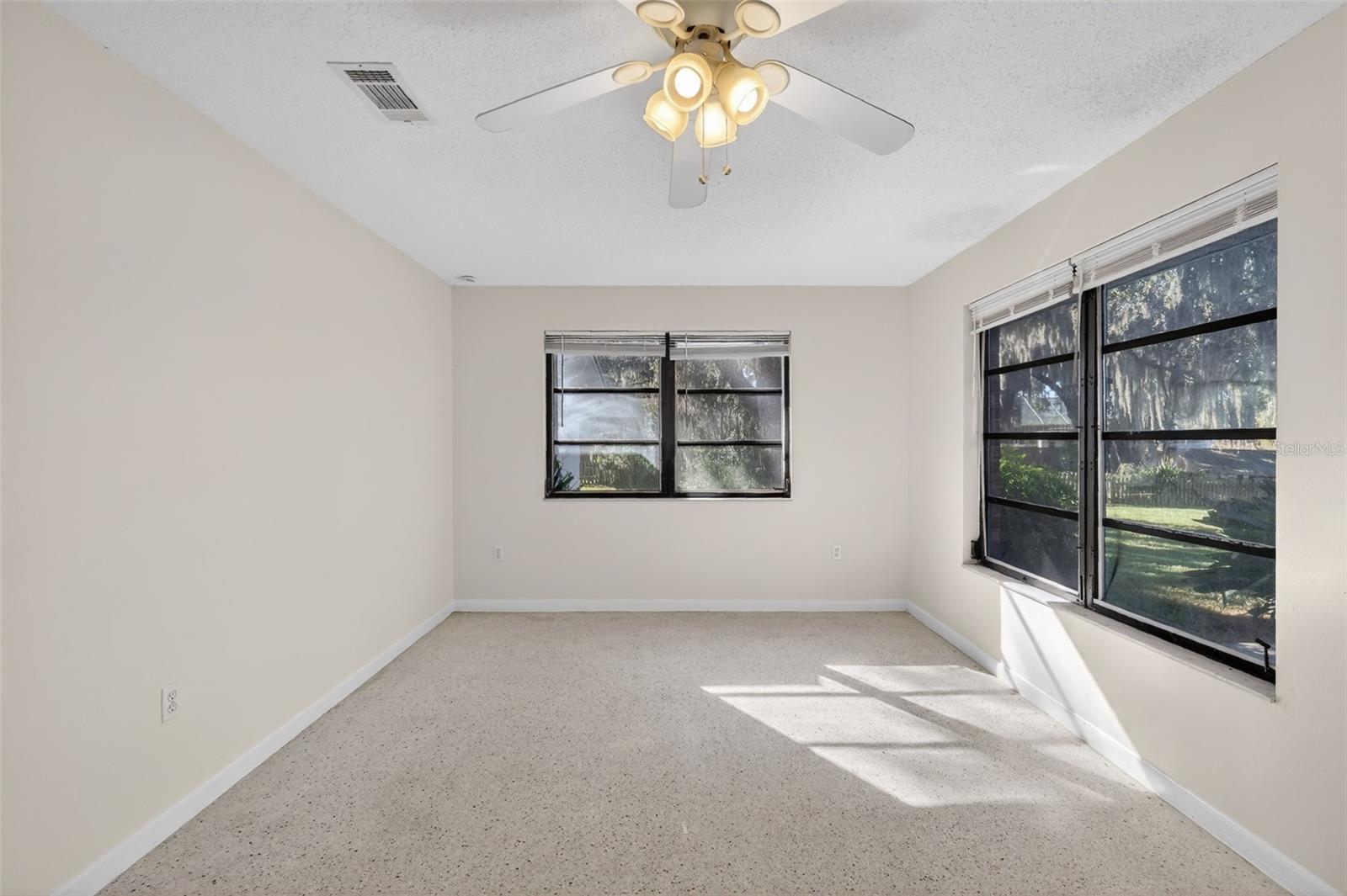 4128 HARRY DR, FRUITLAND PARK, FL, 34731