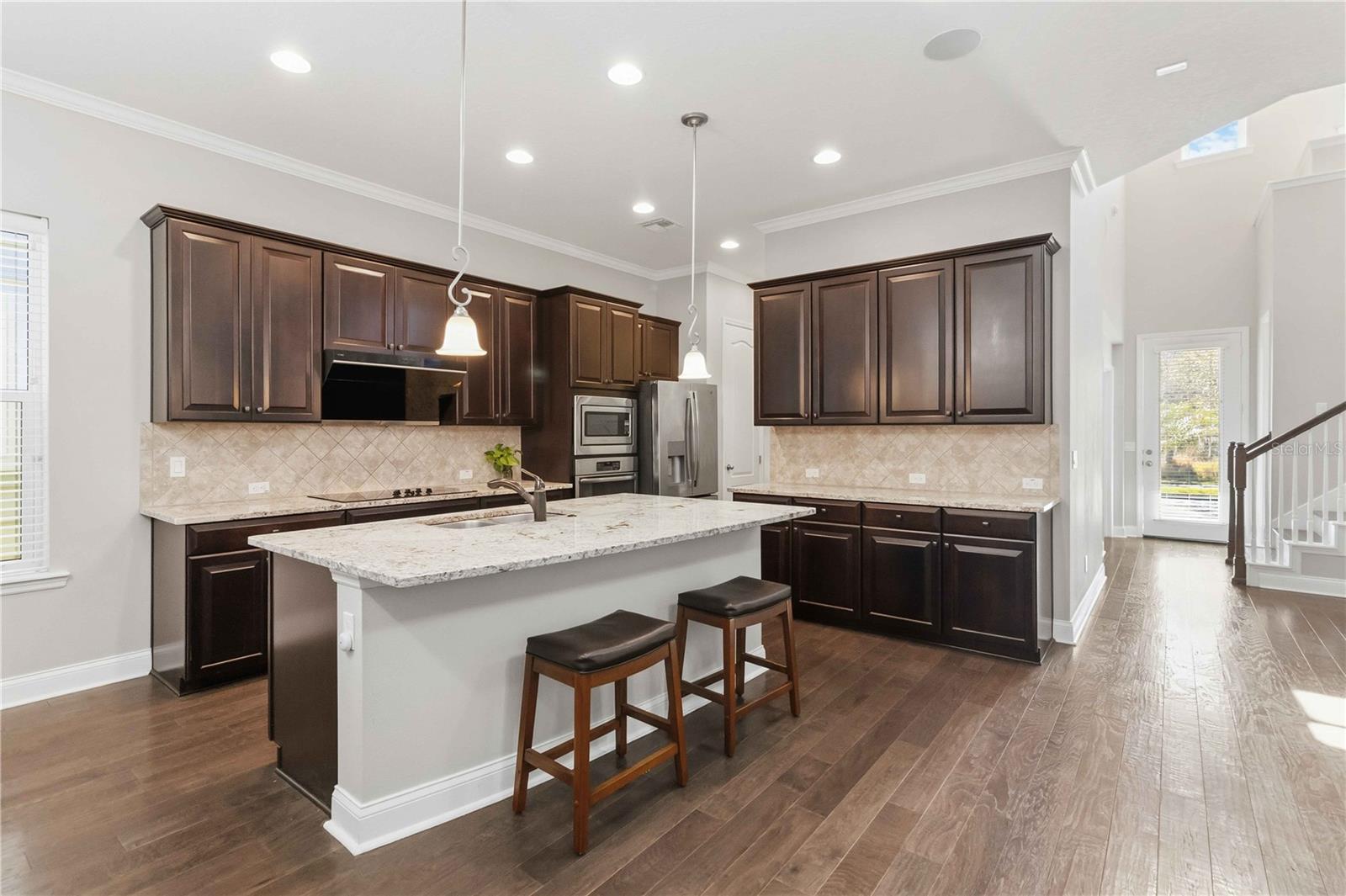 8905 LAUREATE BLVD, ORLANDO, FL, 32827