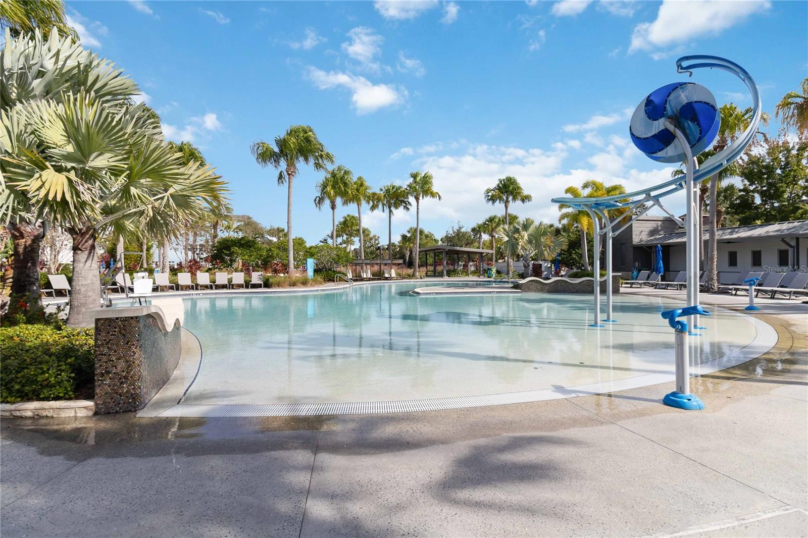 8905 LAUREATE BLVD, ORLANDO, FL, 32827