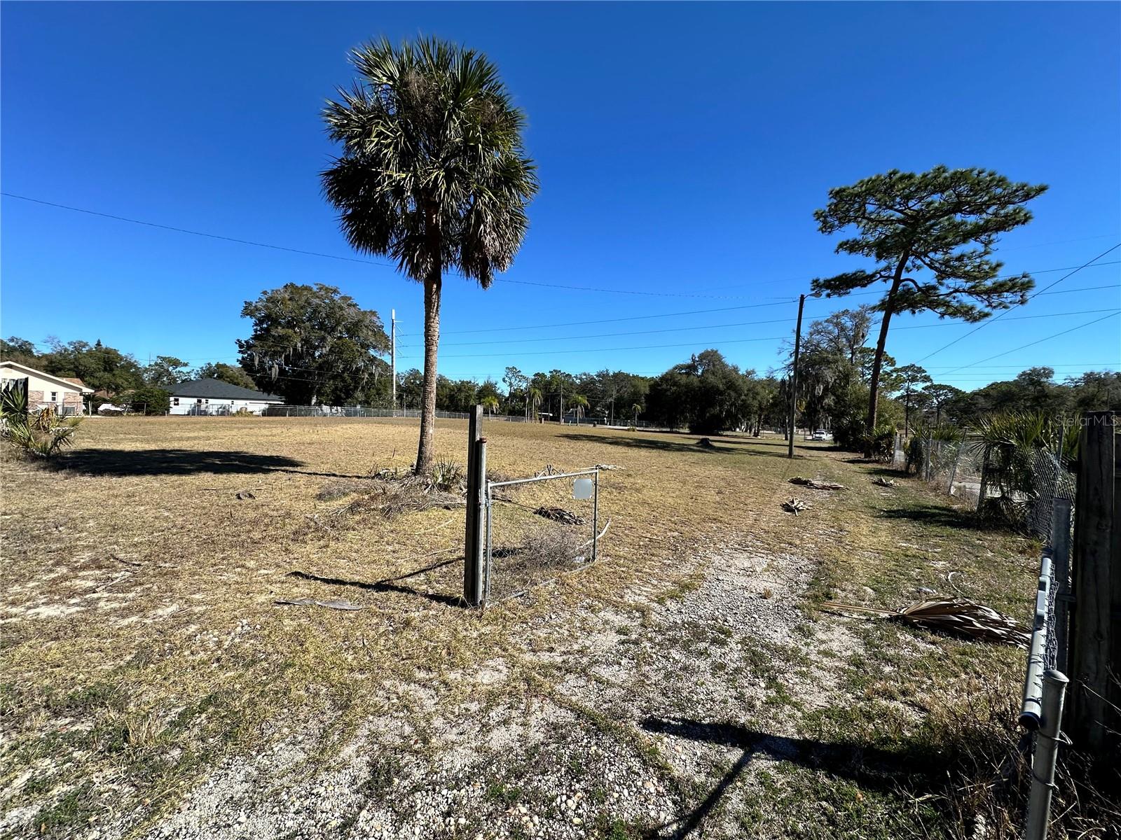 750 N WEKIWA SPRINGS RD, APOPKA, FL, 32712