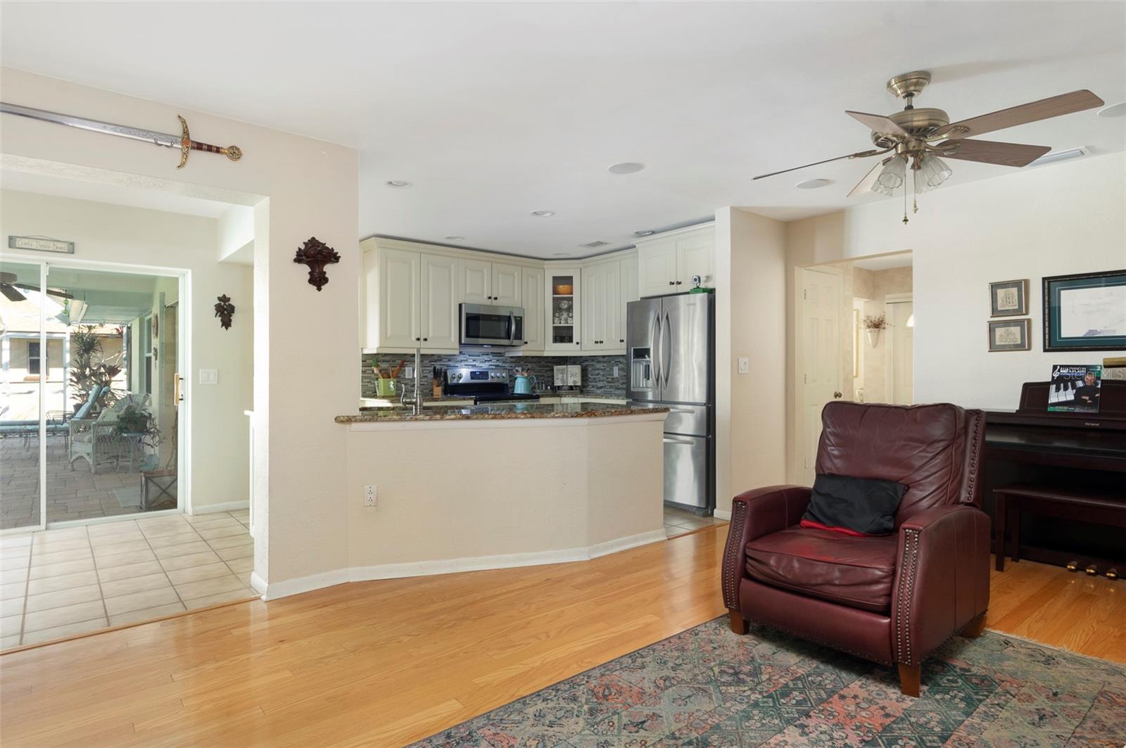 1845 72ND AVE NE, ST PETERSBURG, FL, 33702