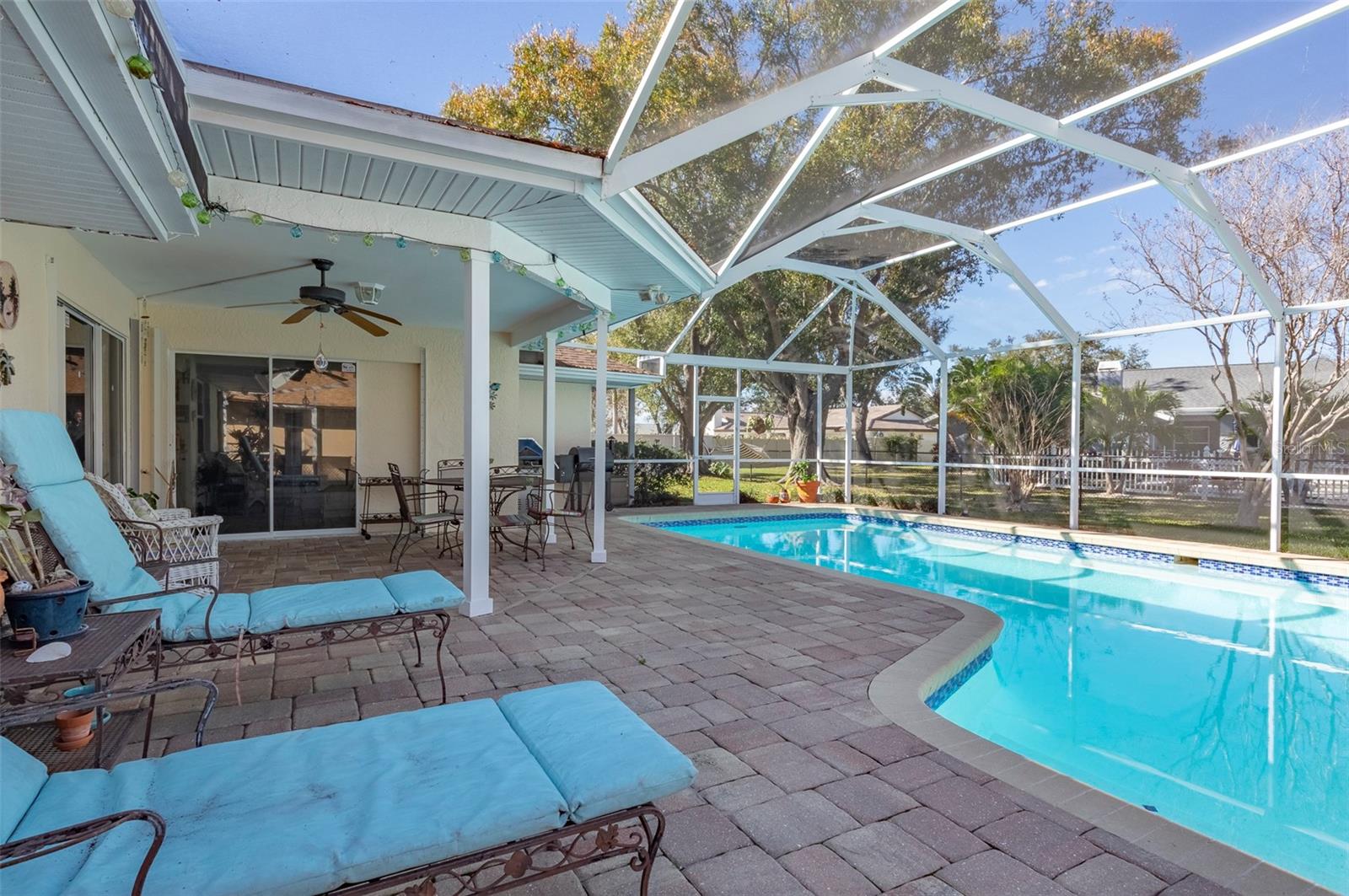 1845 72ND AVE NE, ST PETERSBURG, FL, 33702