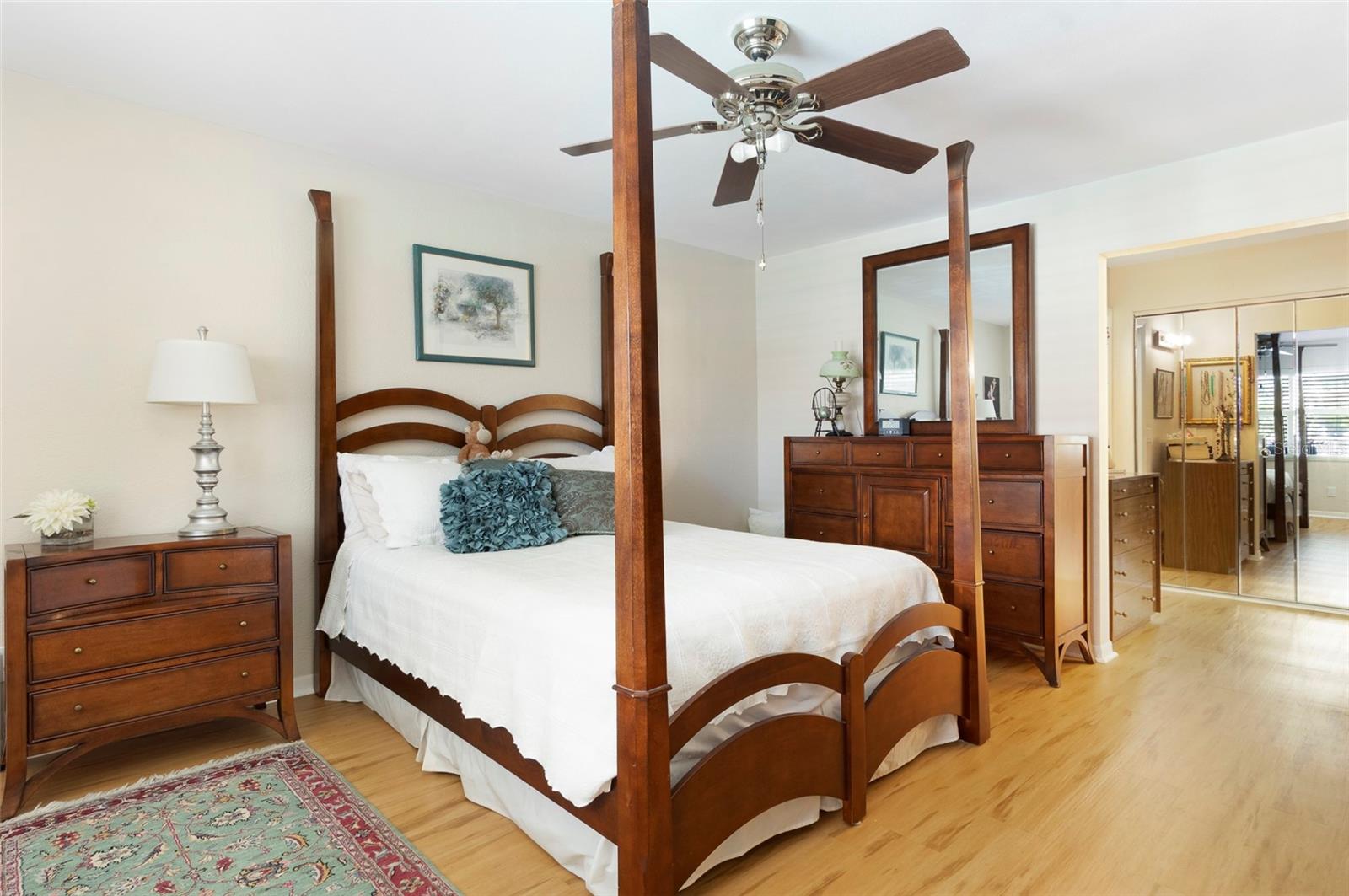 1845 72ND AVE NE, ST PETERSBURG, FL, 33702