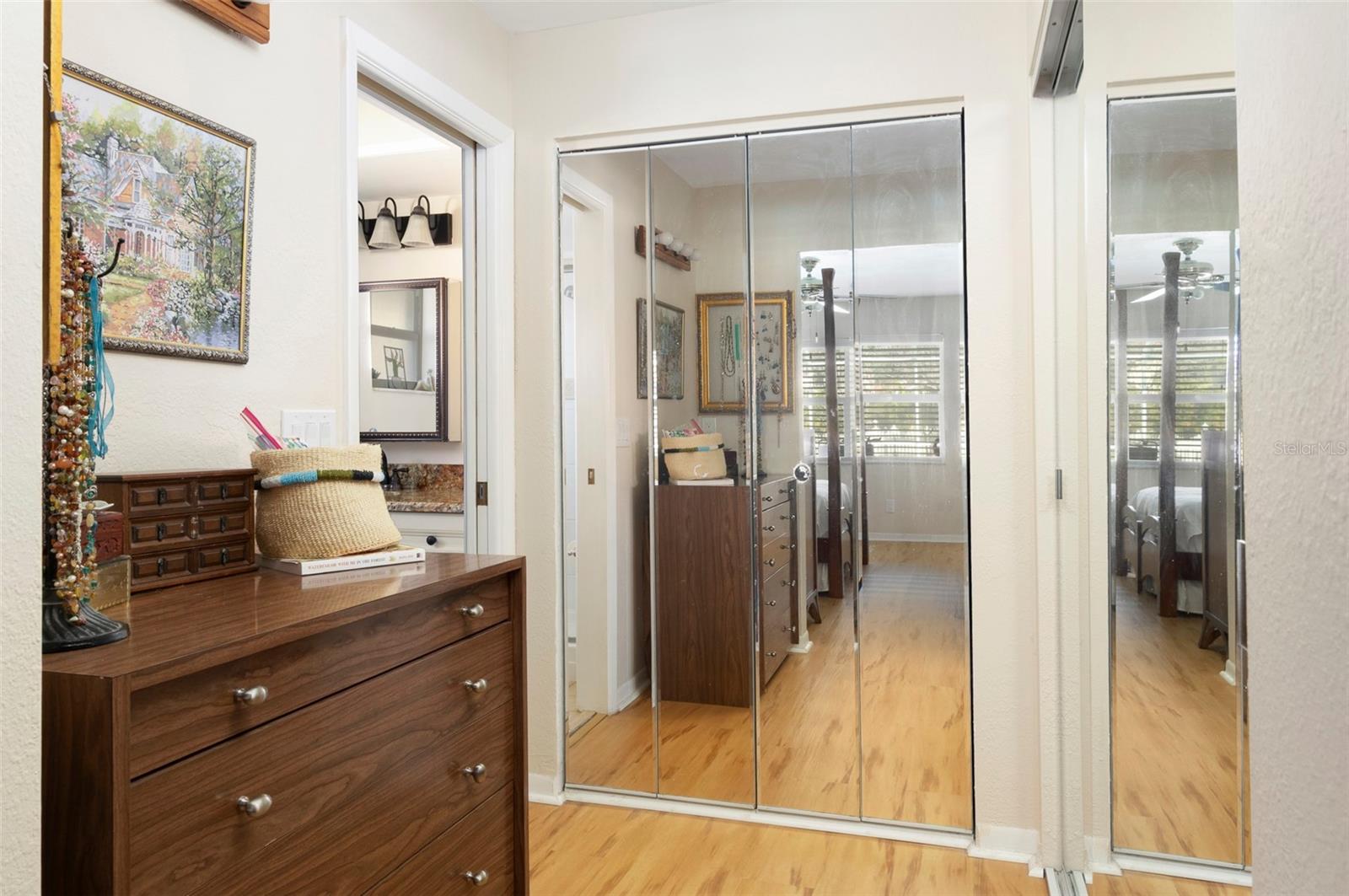 1845 72ND AVE NE, ST PETERSBURG, FL, 33702